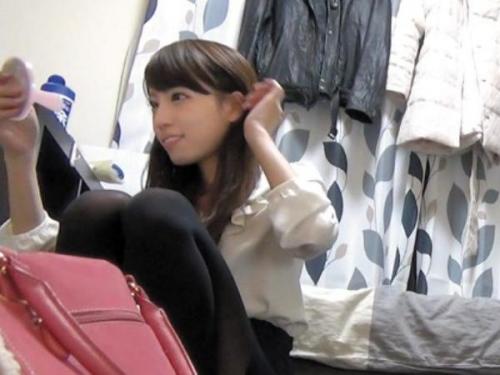 ＜素人ナンパ＞泣いちゃったけど泥酔疲れで寝ちゃいましたｗこれは襲ってOK！？美少女と関係崩壊なし崩しセックス！
