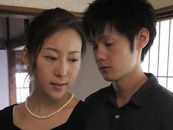 三回忌を前に地元に戻った夫婦「おおきくなってるよ？(笑)」理性崩壊した義弟とセックスしてしまう！