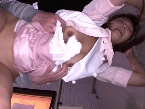 ＜ガチレイプ＞コンドームをつけたらセックスじゃない！！店内羞恥で辱められ、仕事も忘れて生SEXの快楽に溺れていく！