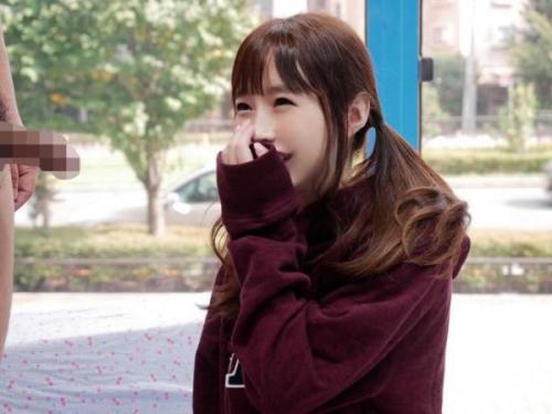 ＜素人ナンパ＞童貞くんの悩みを聞いている内に母性が芽生えて…実は童貞のフリをした性獣男優！まさかの鬼ピストンで…