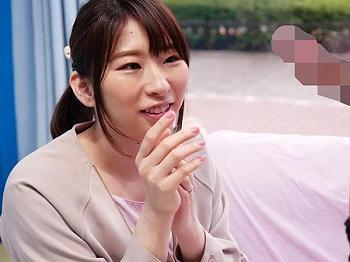 「大きいっ！」マジックミラーの向こうに旦那がいるのにデカチンに驚きを隠せない奥様！デカチンの快感に女の悦びが♡