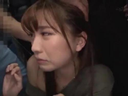 ＜ガチレイプ＞そして快感に敗北した女たちは車内SEXも拒めない！満員電車でボディライン丸分かりのマキシワンピの女を狙う痴漢師