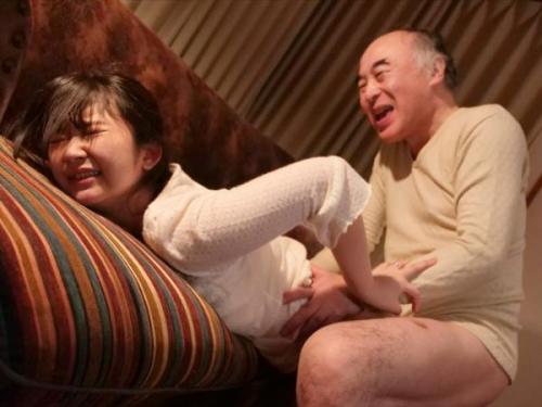 セクハラとも事故とも取れる行為が増え、不信感は蓄積していったが…ある日、疲れて寝てしまった佳代を宗蔵が犯してしまう！