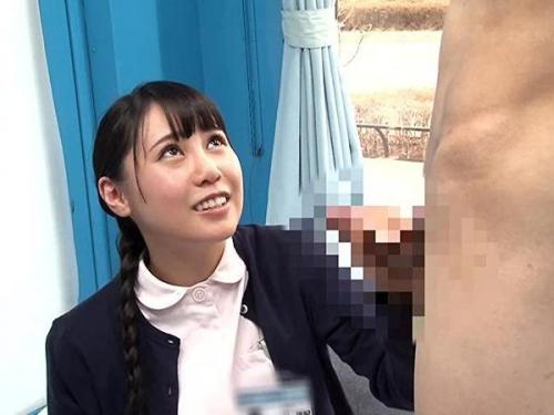 ＜素人ナンパ＞ナースさんが早漏くんのお悩み聞いてフェラ抜き大量射精！病院近くで声をかけた心優しいナース