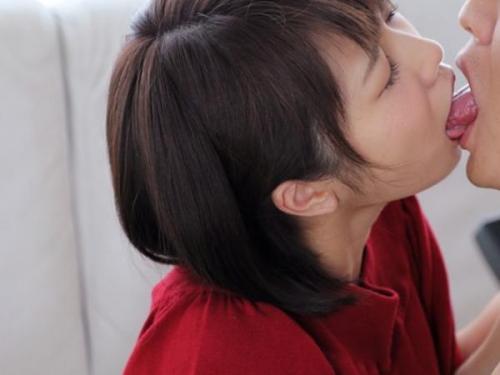 ＜姉の友達＞萎えることを知らない絶倫チ○ポは真琴に容赦なく襲いかかり、おかしくなるほどイカされまくる！