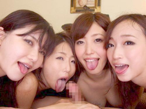 ＜大乱交＞美巨乳・美脚の絶品ボディの痴女！パイズリハーレム中出し！淫乱娘がチンポを取り合う酒池肉林