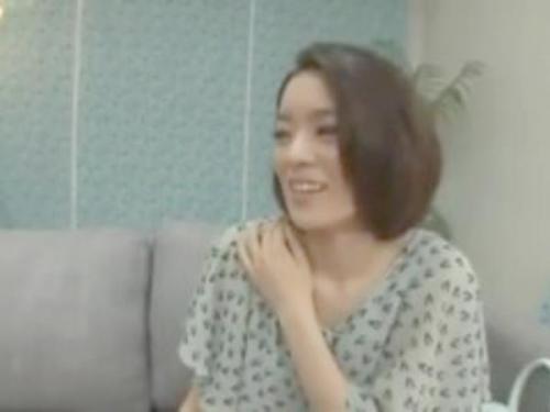 セックスは罰ゲームのつもりだったのに、素人娘は男優のチンポが気持ち良すぎて、我を忘れて感じまくる！