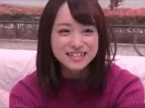 ＜素人ナンパ＞思わず喘ぎ即ハメ絶頂100の質問に集中している間にいきなりデカチンを即ハメ！思わず喘ぎ即ハメ絶頂！