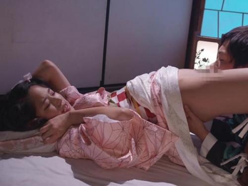 ＜鬼滅●刃＞鬼に変異した妹を救うために兄が禁忌を犯す！鬼化が進み淫らになる妹が唾を垂らしてチンポを求める＜アニコス＞