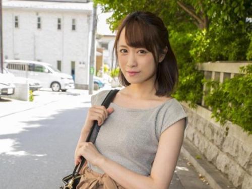 中イキを知らない無垢な彼女たちに身体の外からポルチオを刺激するとみるみる発情！糸引きマ○コが勃起チ○ポをおねだり