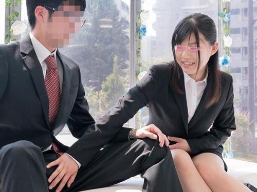 ＜素人ナンパ＞理性と性欲どちらが勝つのか！会社にバレたら即刻クビ！社内恋愛に関するアンケート調査と称し…