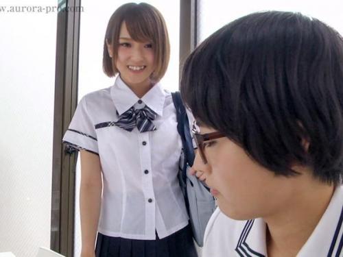 ＜本物レイプ＞そらはカレシとのSEXに満足できなくなり予備校で知り合った真面目系美少女の藍に興味を持つ！