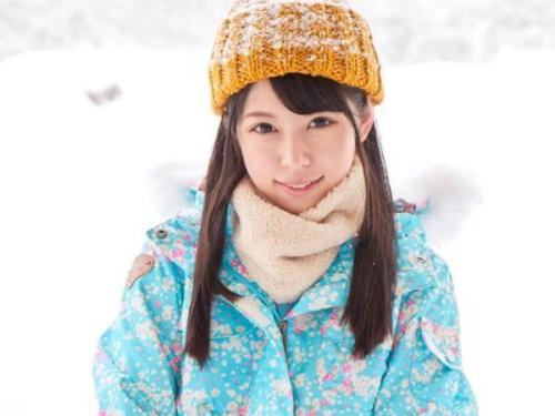＜素人ナンパ＞ゲレンデでスキーウェアが似合う10代美少女がターゲット！そのお相手は童貞の‘フリ’をした絶倫AV男優！