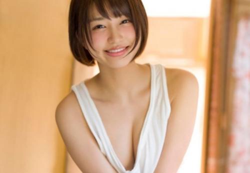 唯井まひろ　正真正銘の美少女で純粋無垢な子ビチャビチャ潮吹きさせるとかエロ過ぎ
