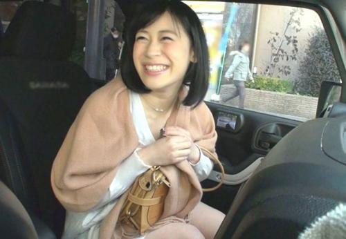 おっぱいデカい人妻を出会い系アプリでナンパして不倫セックスハメ撮りしてしまう