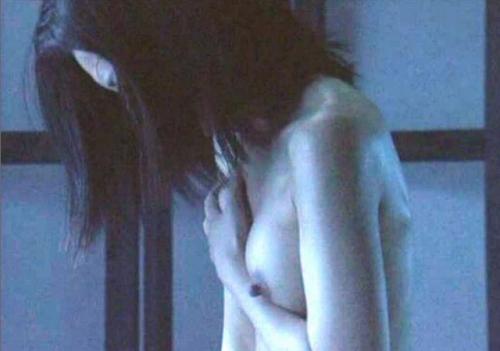 尾野真千子　勃起した乳首見えてるおっぱい丸出し全裸濡れ場がエロい