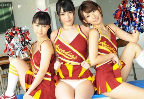 上原亜衣 乙葉ななせ 本澤朋美　3人の女子校生チアガールたちのエッチな日常