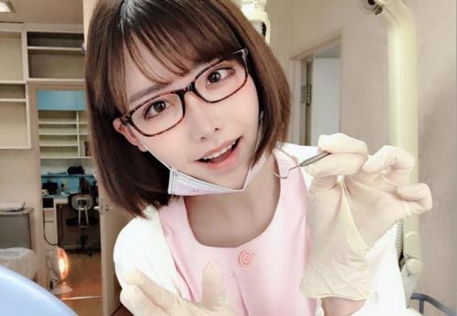 深田えいみ　顔面へムニュッと押し当てこっそり接吻！ 乳首責めで焦らして自コキ発射させちゃう小悪魔的寸止め治療