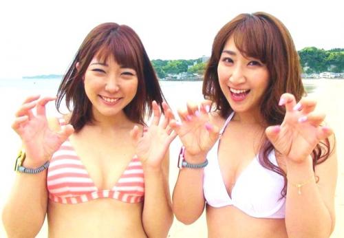 ローカルテレビ装って素人ビキニギャルたちに土下座で口説いてセックス