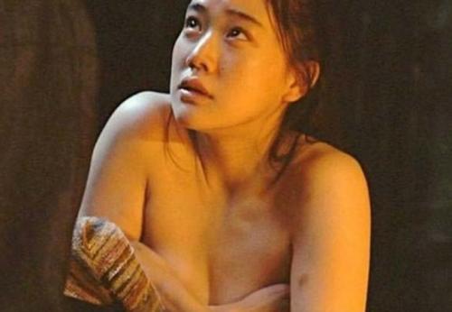 蒼井優　巨乳のおっぱいポロリさせられる濡れ場がエロすぎる