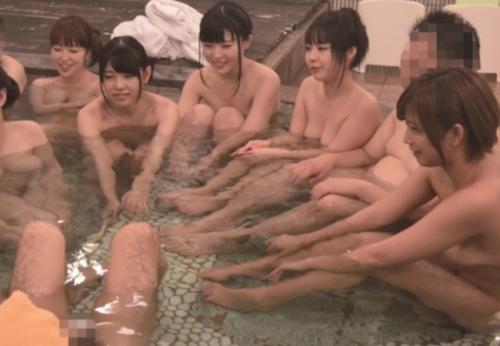 紗倉まな　超人気女優と一泊二日のエロバスツアーイキまくる人生最高の温泉旅行