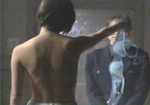 広末涼子 ブラジャー脱ぎ捨ておっぱい丸出しヌードがエロすぎる