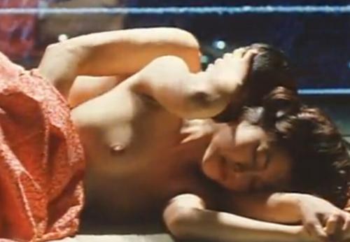 笛木優子 乳首出しおっぱい揉まれてマンコ弄られる激しい濡れ場がエロい