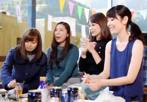 『おばさんを興奮させてどうするの？』温泉旅館でヤりまくりおばさん妻は嫌がりながらも本当はママ友に自慢したい