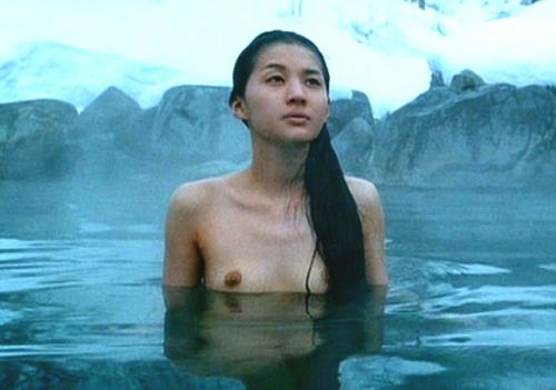 芦名星　乳首丸出しヌード全裸入浴！陰毛も丸出しの濡れ場がエロい