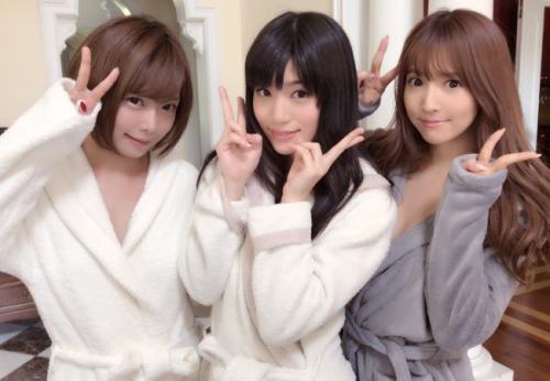三上悠亜 高橋しょう子 紗倉まな めちゃメチャシコれる！超SSSクラス三人が同時に脱ぐ珍しい共演
