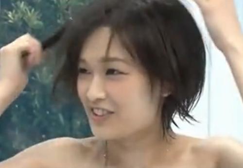 マジックミラー号　ショートカットの水着美女が他人と中出しセックスで乱れた髪を直す姿がかわいいs