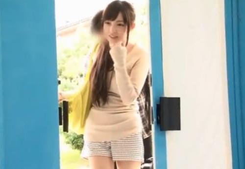 マジックミラー号　巨乳でピンク色の乳首した新婚の若妻に濃厚中出しファック