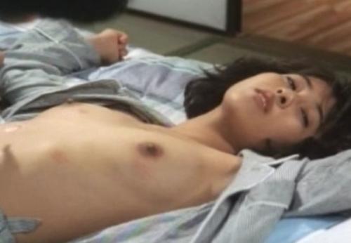 河合美智子　綺麗な乳首Cカップのほどよく膨らんだおっぱいがエロい濡れ場