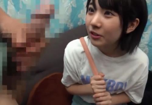 あわわ…状態 ウブな女子大生に突然ギン立ちチ○ポを見せて動揺しながらもガン見！