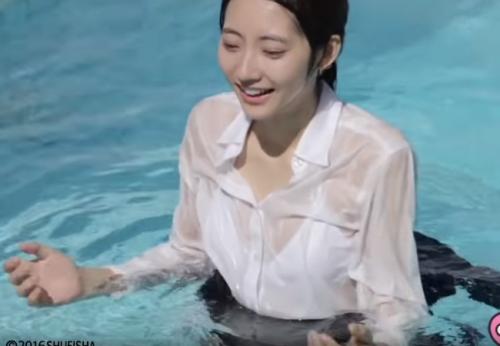 武田玲奈　グラビアで水着姿や様々なエッチな姿を惜しげなく披露