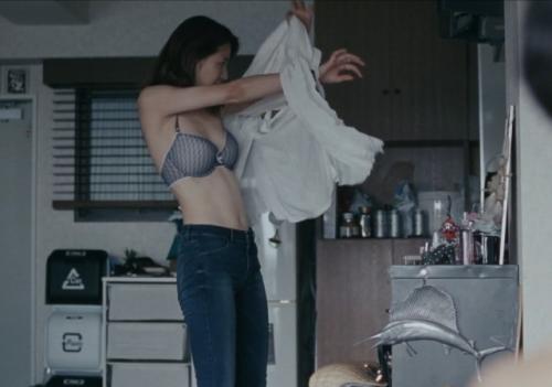 長澤まさみ　セックスの後の生ブラジャーのおっぱいが揺れてエロい
