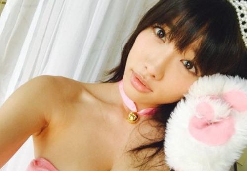 今野杏南　おっぱいがぷるぷるではみ出した猫コスで誘惑してきてエロすぎる