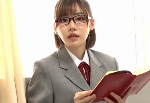深田えいみ　玉舐めフェラ・拘束して騎乗位責め・舌先で乳首舐め手コキ・連続中出しSEXで中年チンポからザーメンを搾り取る