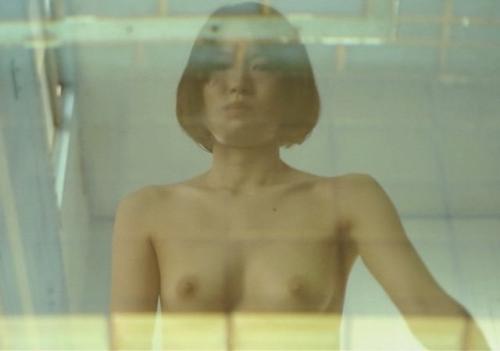 市川由衣　乳首丸見え全裸入浴湯船にアソコまで映ってしまう濡れ場がエロい