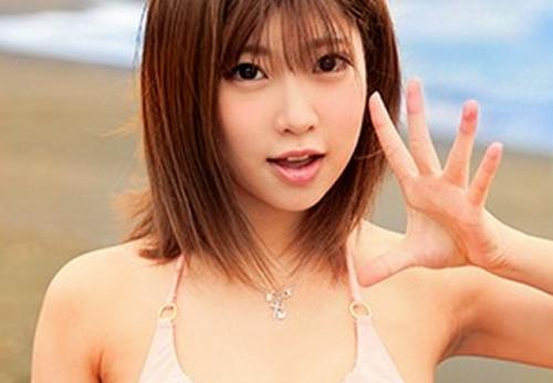 海岸にいた水着娘をナンパ 目の前でチンポ見させたら我慢できず中出し大乱交に