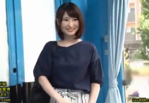 マジックミラー号　若ママが敏感チンポを励まし互いに何度も気持ちよくなる連続射精SEX