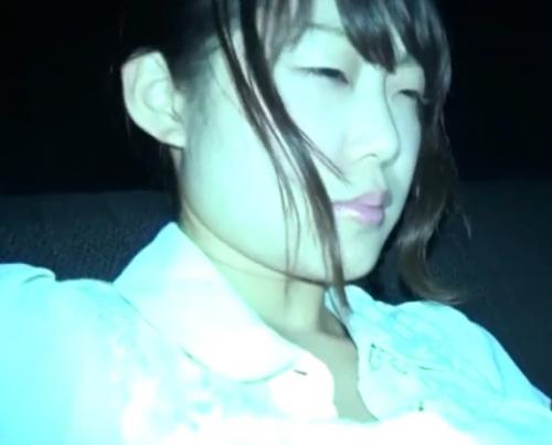【痴漢】映画館で静かに襲い掛かる変質者！キレイなお姉さんのパンチラ盗撮手マン声を抑える美少女！