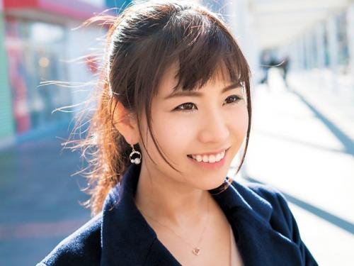《素人ナンパ》こんな可愛い女子大生いる!?もち肌美乳最高www感度抜群の美マンをいじるとすぐイッちゃう～ってなっちゃう！