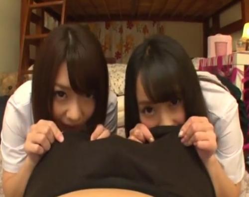【麻里梨夏/佳苗るか】激カワJK二人が俺のチンポの匂い嗅いでくる！完全主観ハーレム3P！ダブルフェラ乳首責め騎乗位！