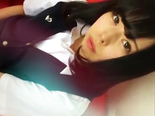 《JK援交》サービス精神あるなぁ！もっと奉仕しろwww貧乳ロリ美少女が一生懸命舐めてくる☆パイパン中出しハメ撮り！