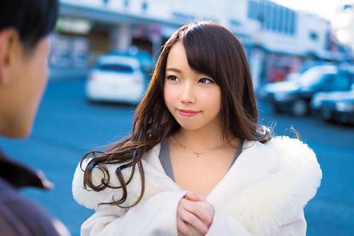 《素人ナンパ》脱がしたら…おっぱい超キレイ‼乳首責めたら可愛い声で喘ぐwwwたまんねー！速攻ハメ撮りセックス！