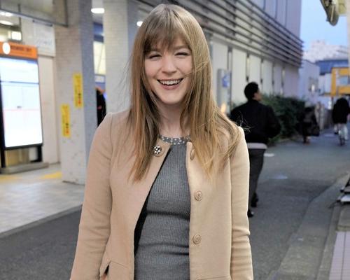 《人妻ナンパ》外国人妻の性欲やっべぇwww白い肌を真っ赤に染めて揺れる巨乳！波打つ尻肉！中出し種付けハーフ孕ませセックス