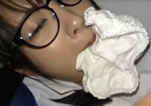《本物レイプ》なんだよコレ…！ヒド過ぎる！JKに痴漢しまくり逃げても追いかけ追撃ピストン！中出しハメ撮り種付け膣内射精！