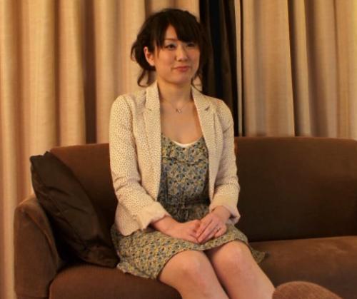 【人妻ナンパ】これから始まるエッチに膣を湿らすムッツリ奥様！初めてのバイブ責めであまりの快楽に痙攣絶叫アクメ！