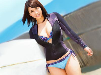 プロを志す18歳の美乳娘をガチナンパ！海で完成されたむっちりな腰＆太ももに釘付け！下着の下は…あっと驚くツルツル性器！